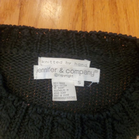 Jennifer and Company Hand Knit Embroidered Y2k Retro Oversized Sweater Sz Small - Picture 5 of 7